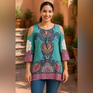 Caleoos Turquoise Pink Boho Top Cold Shoulder Doily Embellishment EUC L #2399